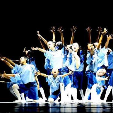 亿万城市无限钻石金币版:打造属于你的繁荣都市,畅享无限乐趣与财富