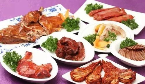 (全鸭宴的主菜是北京烤鸭并且上菜时要当做头菜来上)26道绝佳美食！全鸭宴的精致菜肴尽在眼前