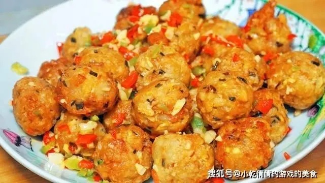 学会用简单食材做脆皮藕丸子,轻松掌握美味做法,让你成为厨艺达人! 学会用简单食材做脆皮藕丸子,轻松掌握美味做法,让你成为厨艺达人!
