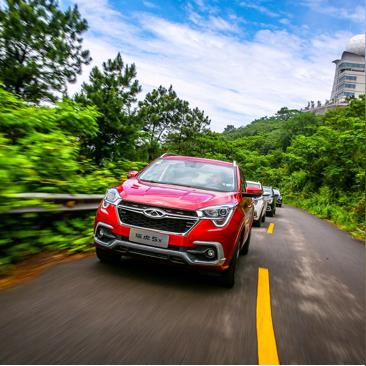 (公路骑手摩托原型)揭秘公路骑士摩托车赛车手的身份：这位无畏的速度之王是谁？