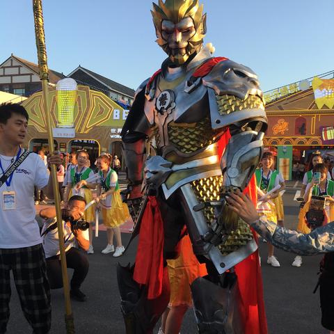 (创世纪英雄道具作用)探寻英雄创世纪新手攻略：如何成为顶尖战士？