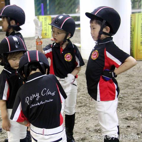 勇敢小骑士全新升级，全面支持双人模式，齐心协力探索未知世界