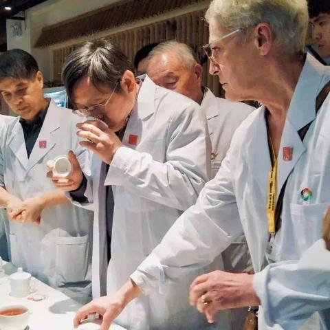 (宝箱与勇士小技巧)宝箱与勇士修改：发现新世界的宝藏，重塑勇士的传奇征程