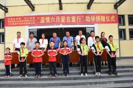 (袋中袋什么意思)袋中爱：在生活的点滴中携手共度每一个温馨时刻