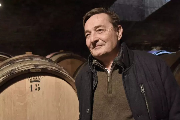 (塔瑞斯酒庄干红葡萄酒)塔瑞斯世界中最受欢迎的职业排名揭晓，你知道是哪个吗？