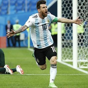 (守卫悬崖那4个英雄好)揭秘守卫悬崖最强阵容组合，助你快速提升游戏战力与策略水平