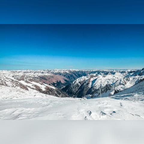 (秒懂百科冰雪奇缘)探寻冰雪奇缘：从北极到南极，冰川与冰雪的神秘奇幻之旅