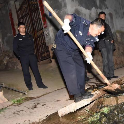 (王者铁拳 尖兵)王者铁拳尖兵：勇闯战场，领略顶级战斗技巧与策略的终极指南