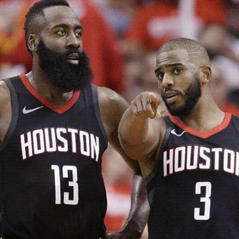 (下载看球大师,下载nba看球大师)成为看球大师：NBA赛事全面解析，深度分析战术技巧与球员表现