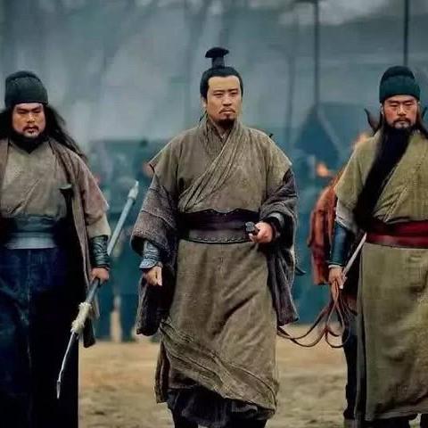 (三国游戏大全游戏)三国系列游戏大全：探索三国历史，感受群雄逐鹿的震撼战场