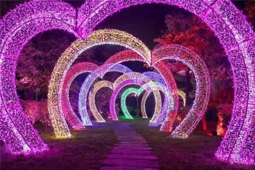 (时光隧道真的存在吗08穿越时空真实案例)探索时光隧道，穿越到史前文明的神秘之旅