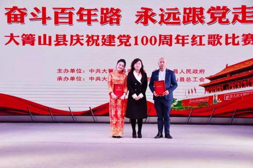 (202抖音最火100首歌曲)2024抖音最火曲目大比拼：最受欢迎歌曲合集排行榜