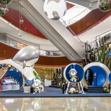 时空旅人白日看月：穿越时光的旅程，探寻宇宙奥秘，寻找月球的秘密之旅