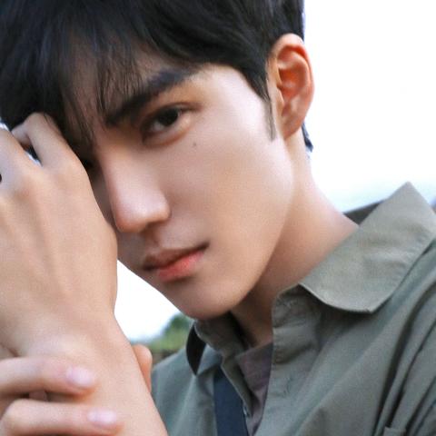 (绯梦什么意思)在哪里才能刷到绯梦契约套装？