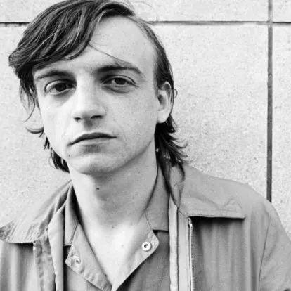 (如果冲咖啡)深度剖析：咖啡冲不冲歌词的魅力和情感表达方式