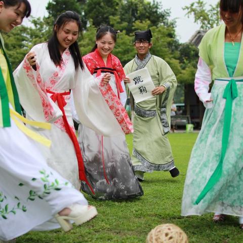 (探索足球奥秘)探索足球新语无限钻石：解锁足球游戏的新玩法与无限可能