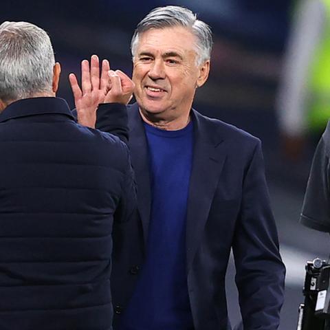 (绿茵金牌王)探寻足球世界：《绿茵王牌9号》的背后故事